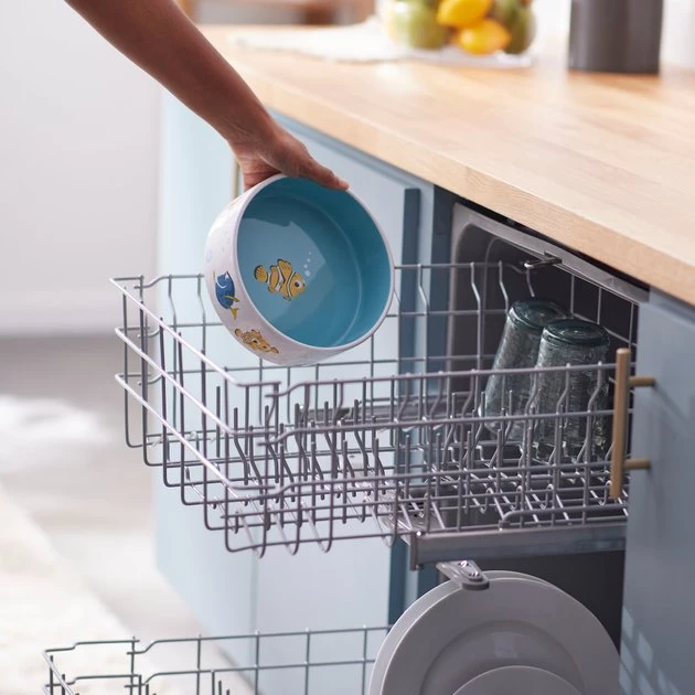 Pixar Finding Nemo Non-Skid Ceramic Dog & Cat Bowl, 5 Cups 7 Pixar Finding Nemo Non-Skid Ceramic Dog & Cat Bowl, 5 Cups - Image 5