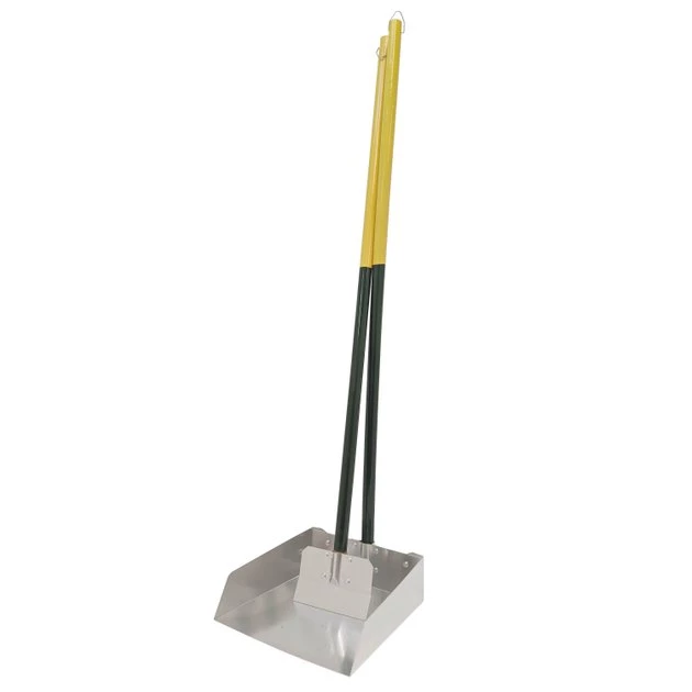 Four Paws Wee-Wee Outdoor Dog Spade Set 10 Four Paws Wee-Wee Outdoor Dog Spade Set - Image 8